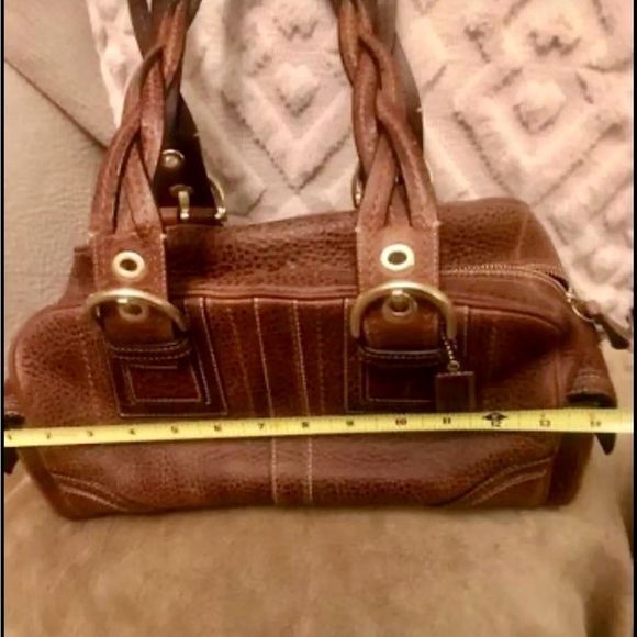 VINTAGE COACH SATCHEL , mint condition , outside and inside perfect - Picture 2 of 9